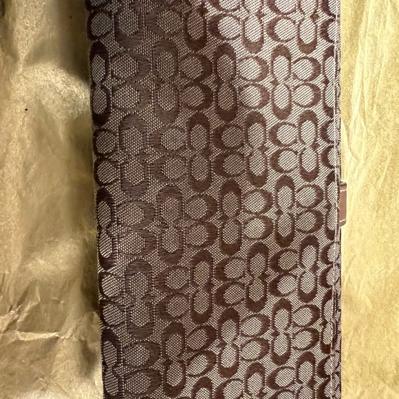 Genuine Coach wallet - Picture 2 of 6